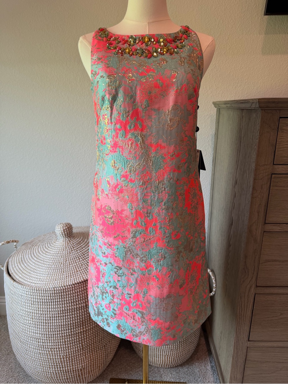 NWT Adrianna Papell Women's Metallic Jacquard Dress Size 2